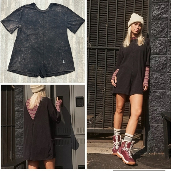 Free People Hot Shot Tee Romper  Black XS NWT - Picture 14 of 14